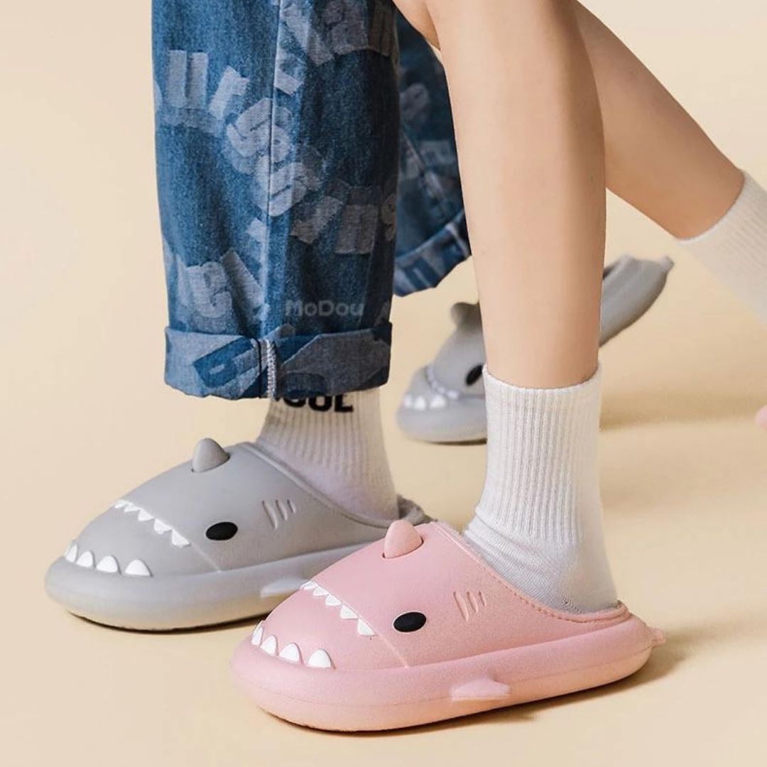 OCW Family Winter Comfortable Short Warm Fur Nonslip Waterproof Cute Shark Home Slippers Design OCWShoes