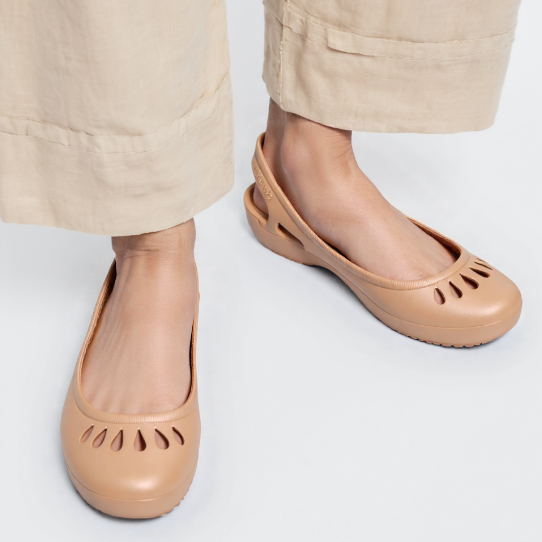 OCW Women Sandals Arch-support Comfortable Summer EVA Pain-relief Beach Clogs
